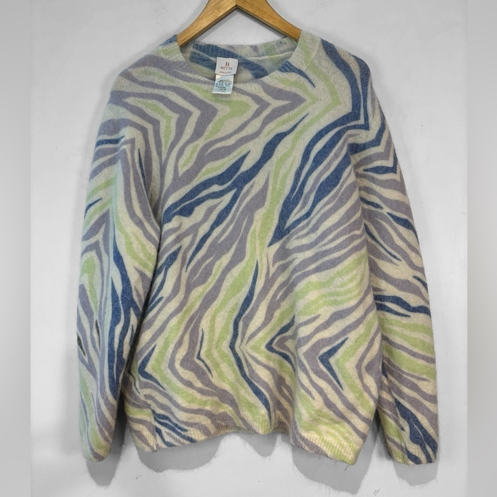Betta patterned zebra style mohair/alpaca crew neck sweater size 1X